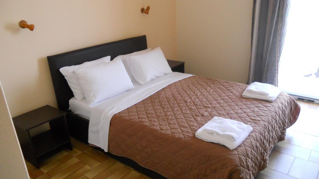 Hotel Milton Mavrovúni Kültér fotó