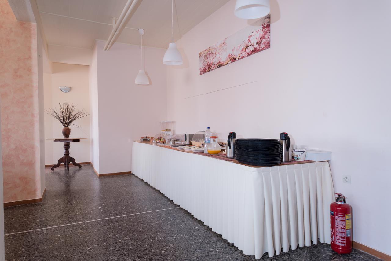 Hotel Milton Mavrovúni Kültér fotó