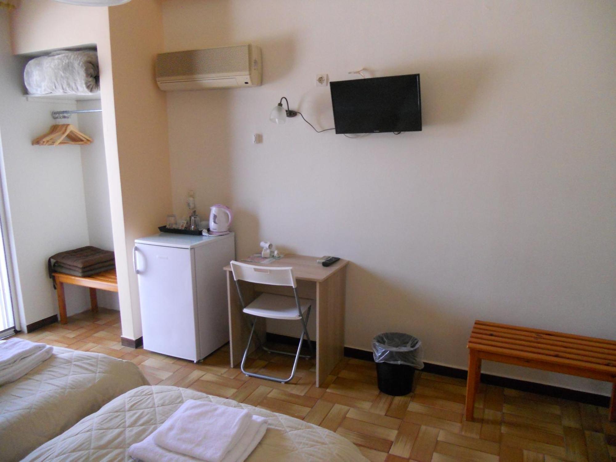 Hotel Milton Mavrovúni Kültér fotó