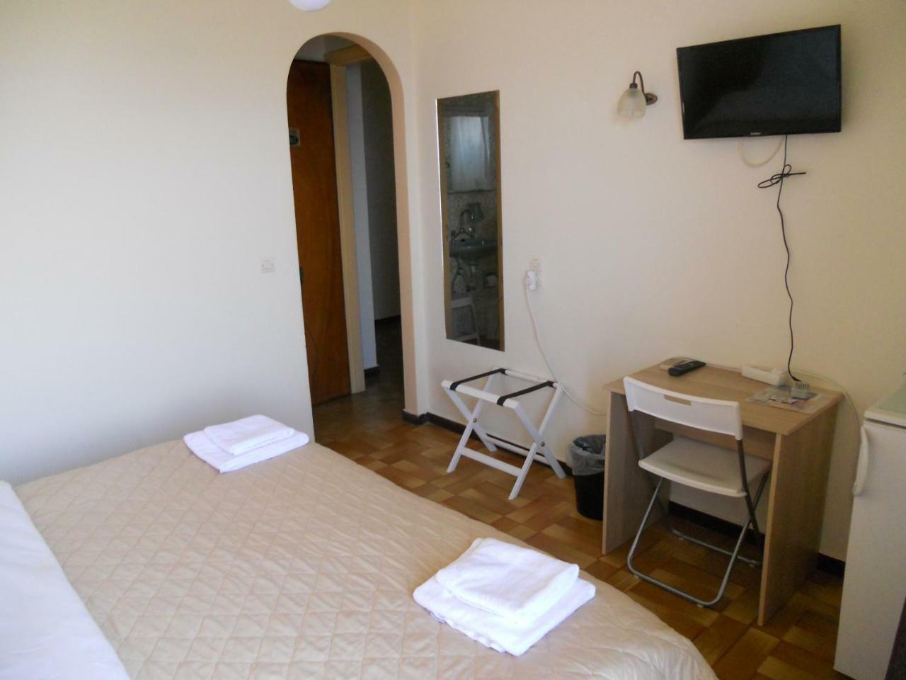 Hotel Milton Mavrovúni Kültér fotó